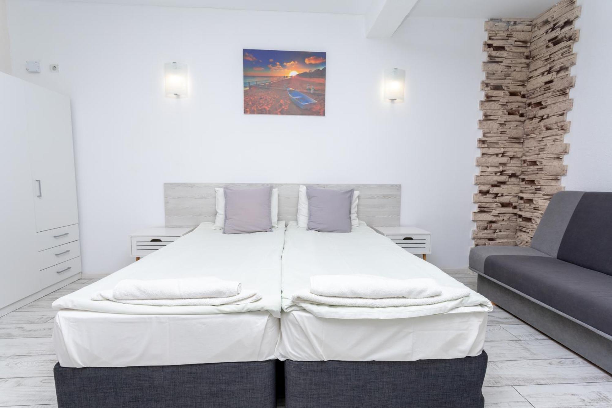 Guest House Desi - Къща За Гости Деси Bałczik Zewnętrze zdjęcie