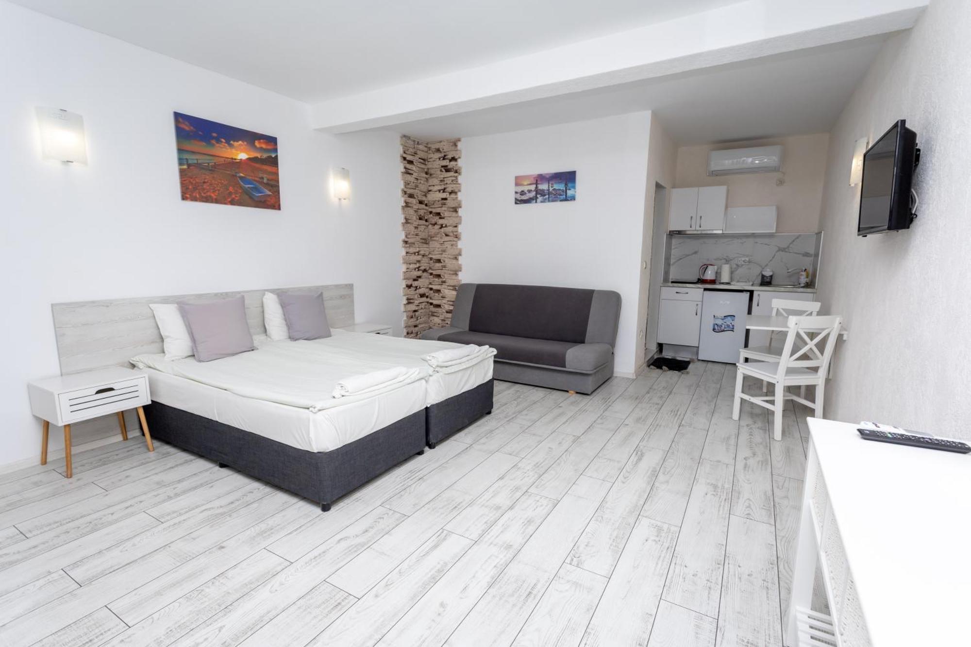 Guest House Desi - Къща За Гости Деси Bałczik Zewnętrze zdjęcie