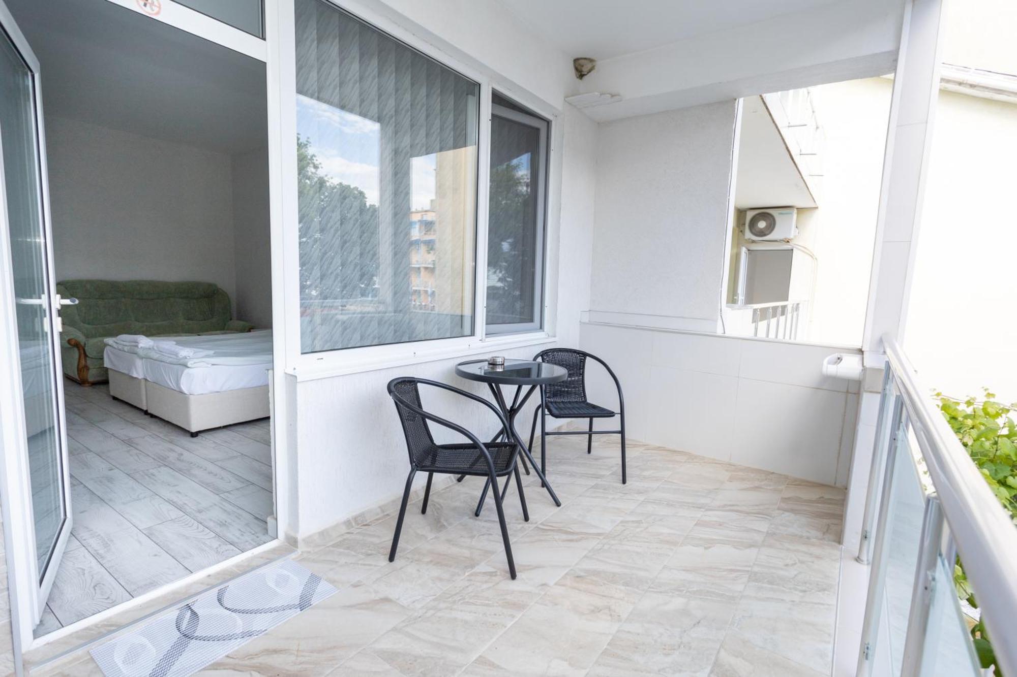 Guest House Desi - Къща За Гости Деси Bałczik Zewnętrze zdjęcie